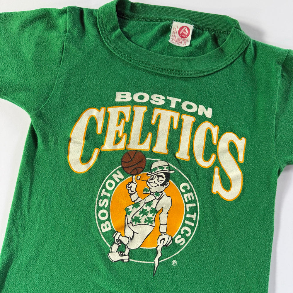 Boston Celtics T - Size 5/6
