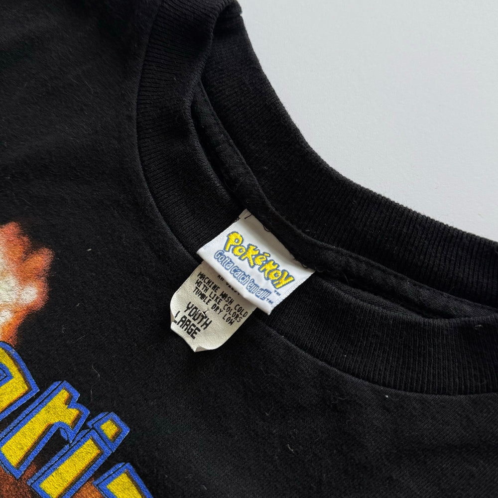 1999 Charizard Pokemon Tshirt - Size L (8-10)