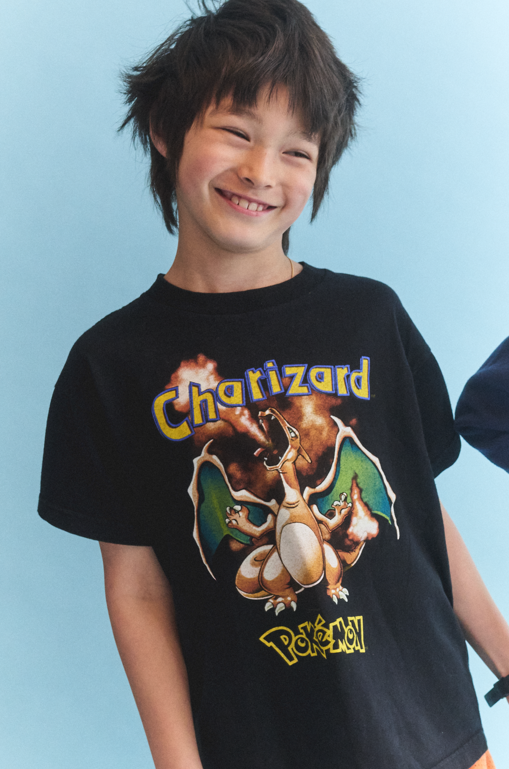 1999 Charizard Pokemon Tshirt - Size L (8-10)