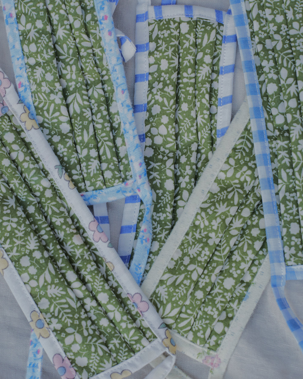 The Camp Face Mask in Blue Flowers